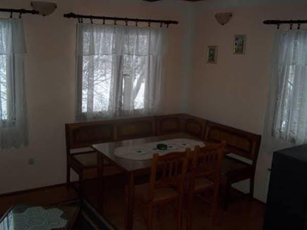 קורניצה Apartments Family Trauber מראה חיצוני תמונה